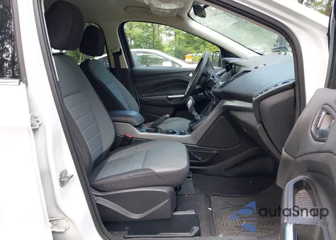 2016 Ford Escape Se from USA, damaged, VIN 1FMCU9GXXGUA76915